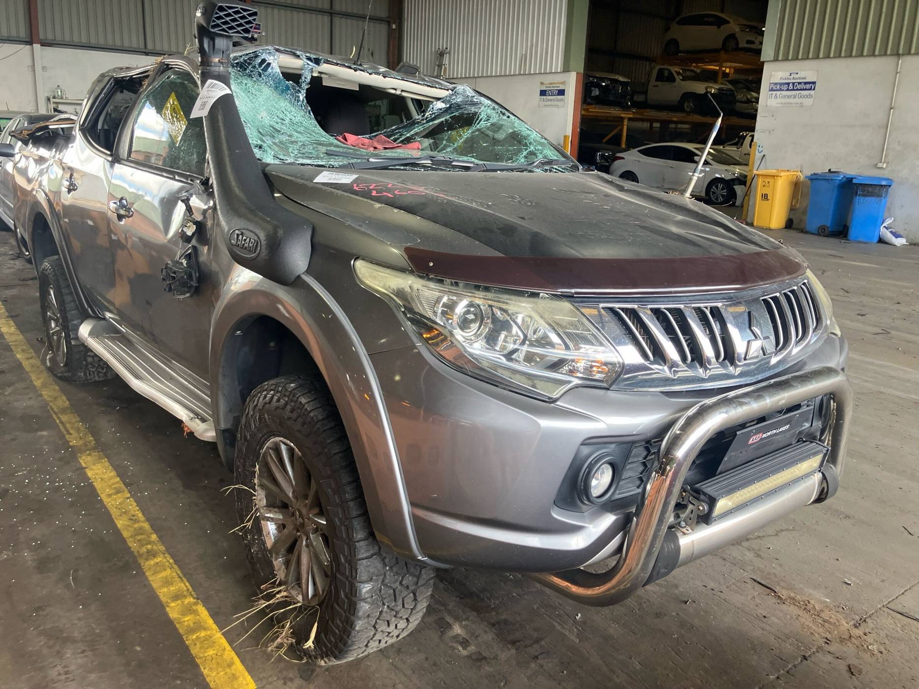 Mitsubishi L200