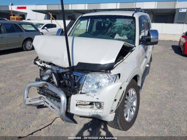 Mitsubishi Pajero 3.2 CDi Turbo Diesel GLX Auto