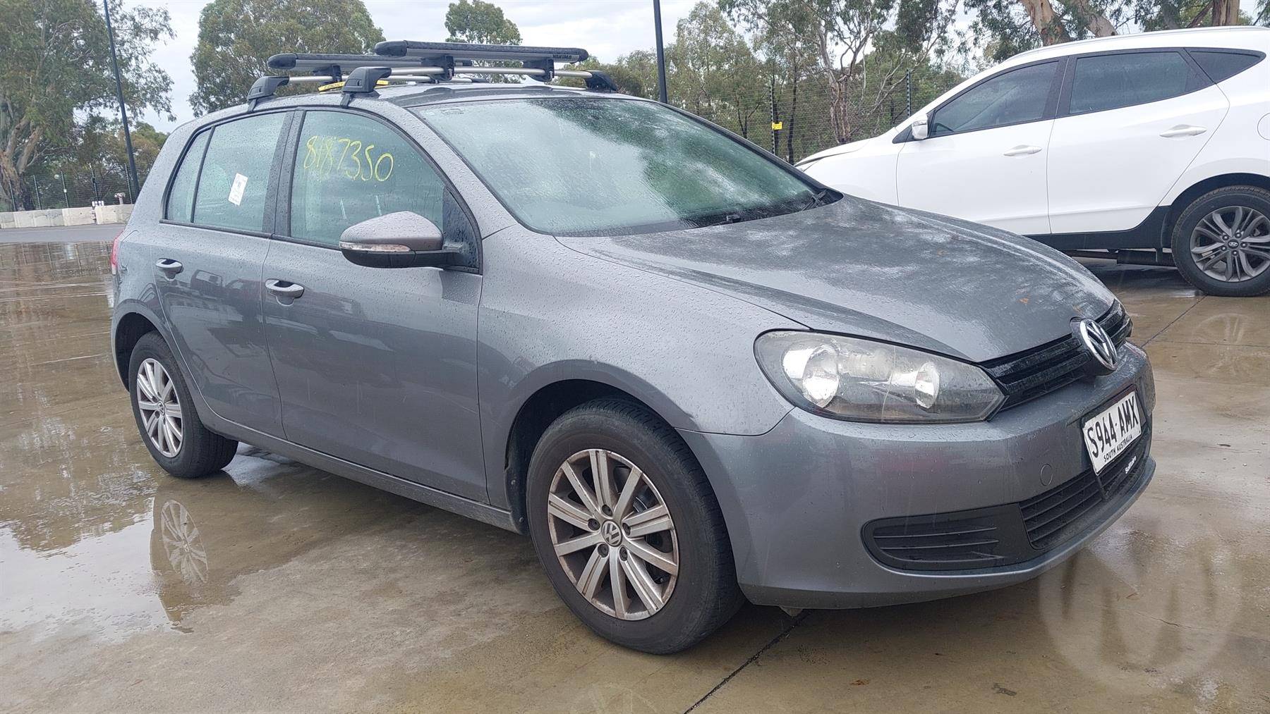 Volkswagen Golf 90 TSi Hatch