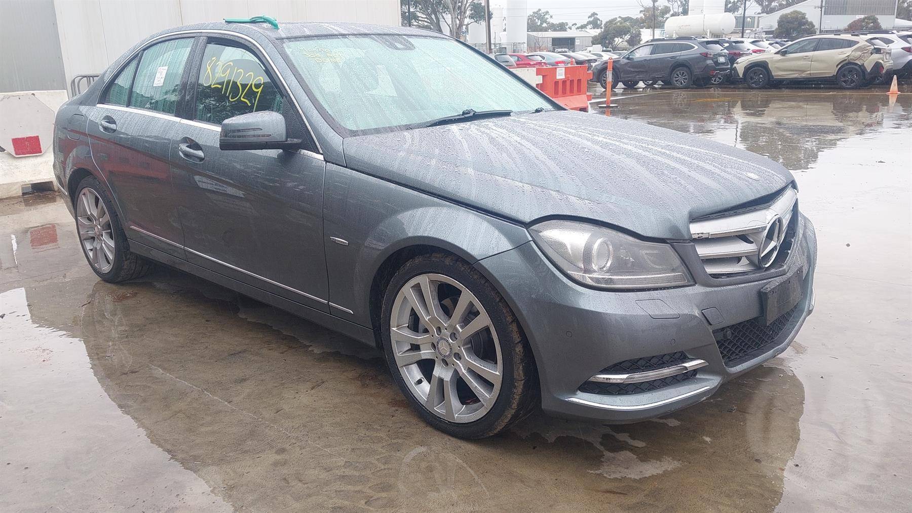 Mercedes-Benz C-Class Avantgarde Sedan