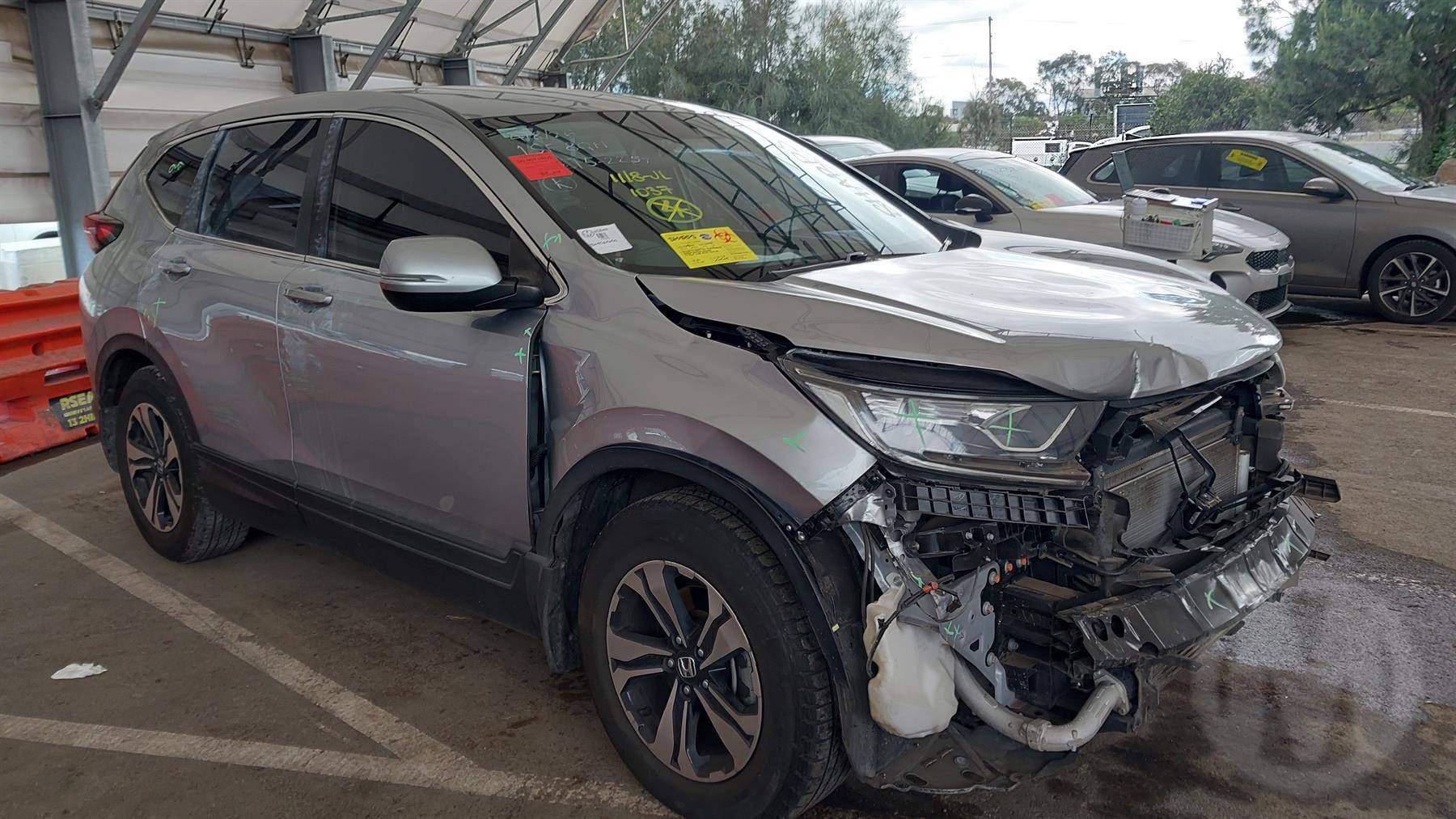 Honda CR-V VTi 2WD 5 Seats Station Wagon