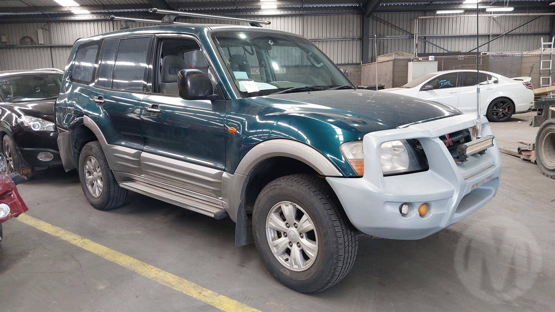 Mitsubishi Pajero GLS S/Wagon