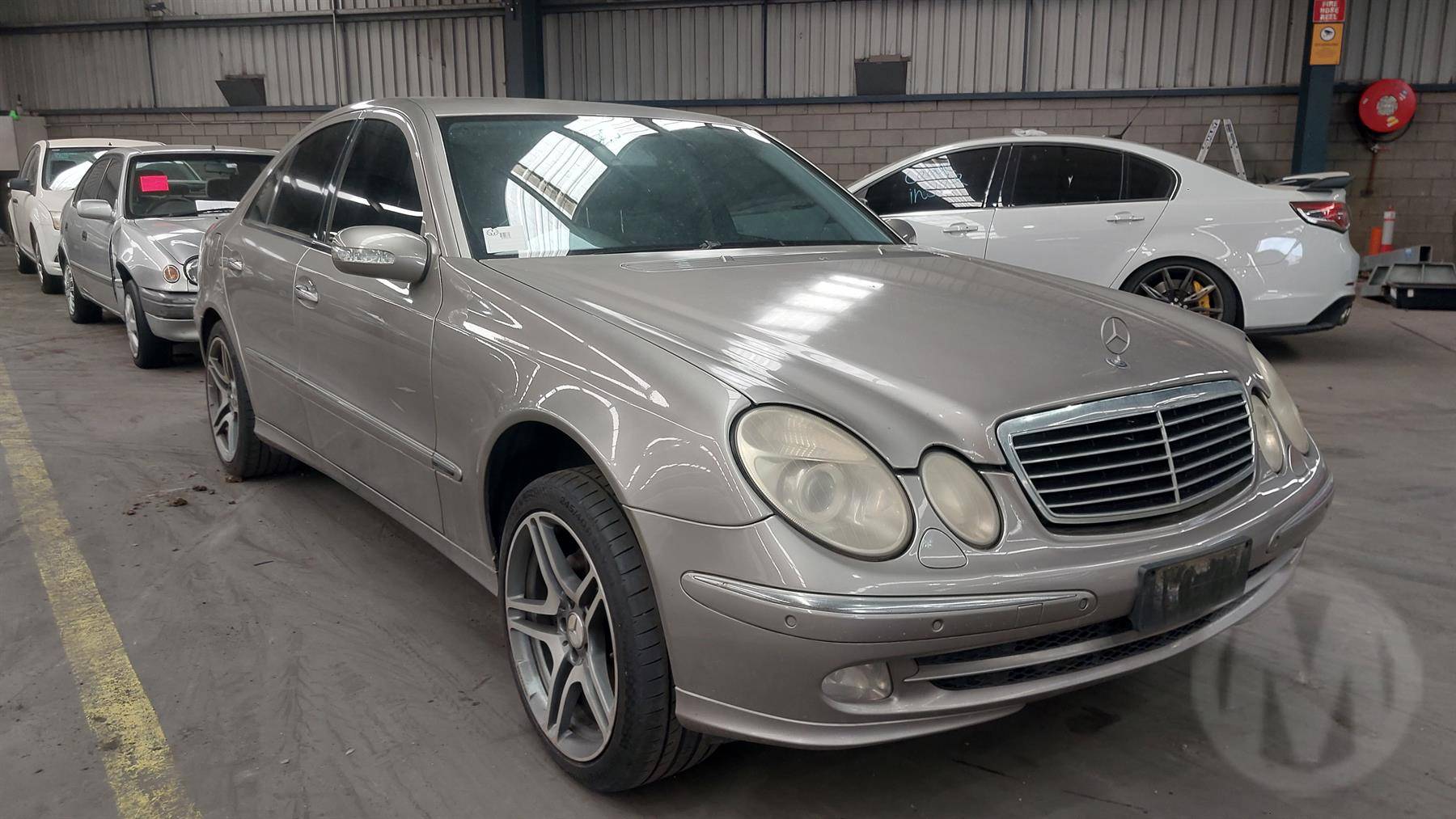Mercedes-Benz E-Class Avantgarde Sedan